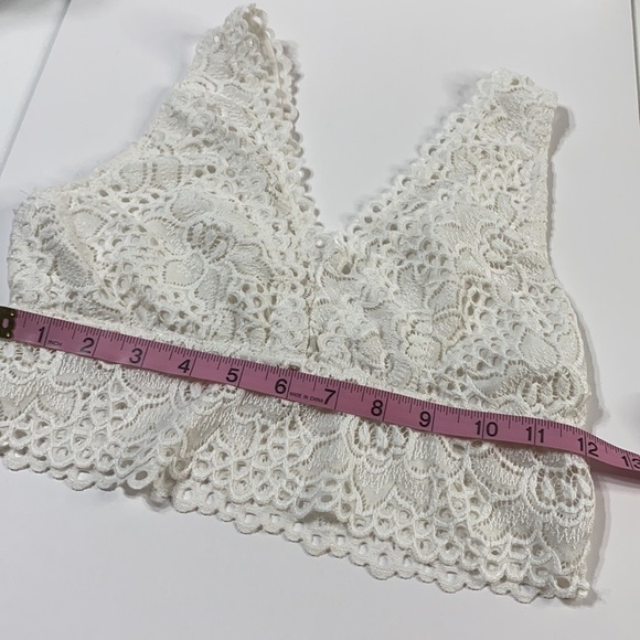 Altar’d State bralette brami Ivory colored Medium - Picture 9 of 10